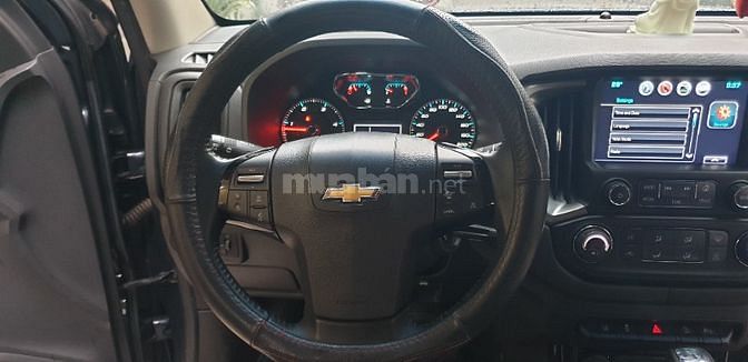 Chevrolet trailblazer LTZ 2 cầu máy dầu 2.5 tự động đời T12/2018 95%