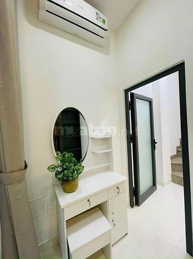NHÀ 4 TẦNG BTCT - MỚI DỌN VÀO Ở NGAY - TẶNG FULL NỘI THẤT - SÁT HẺM XE