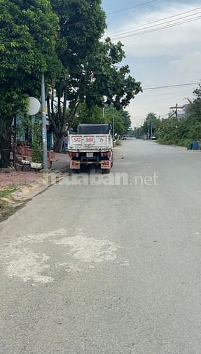 Bán dãy nhà trọ KDC Kiến Á đường 16 m giá đầu tư