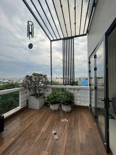Bán tòa căn hộ MT Tân thới nhất 8.q12 dt 5,5x35m trệt lững 5 lầu 