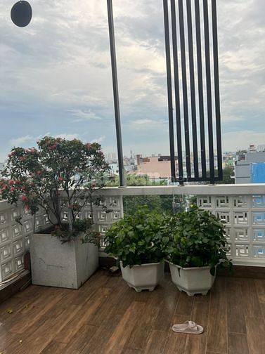 Bán tòa căn hộ MT Tân thới nhất 8.q12 dt 5,5x35m trệt lững 5 lầu 