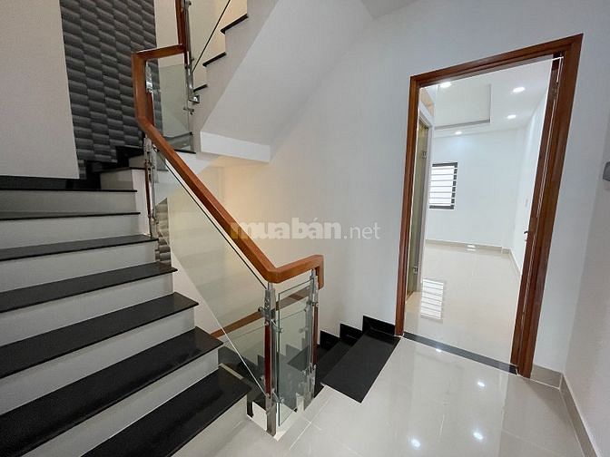 Nhà 3lầu(4x15) 6 phòng tk Singapore, Phan Đình Phùng-xem trang cá nhân