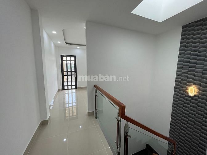 Nhà 3lầu(4x15) 6 phòng tk Singapore, Phan Đình Phùng-xem trang cá nhân