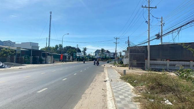 🔵Cần Thanh Lý Gấp 10x50 100 Thổ Cư Nguyễn Chí Thanh Lagi Giá Ngộp