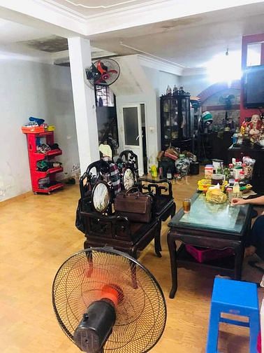 Bán nhà - Khúc Thừa Dụ - Dịch Vọng - Cầu Giấy 62m2 - 4 tầng - mt 5,6m