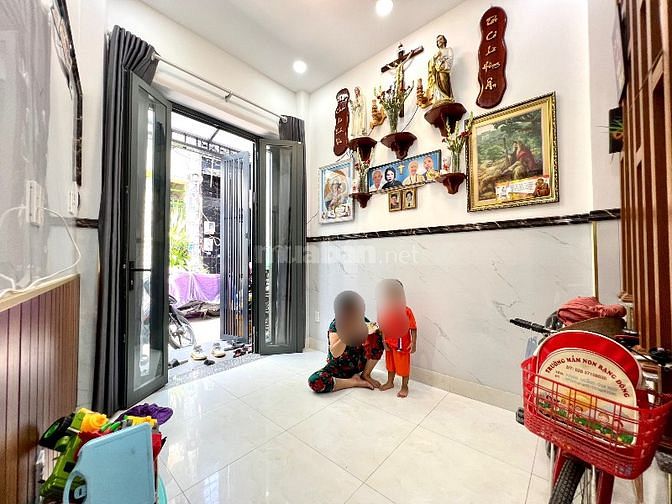 HÀNG HIẾM SHR MỚI 2 LẦU 3PN, 3WC SÂN THƯỢNG. NGAY TRUNG MỸ TÂY Q12 