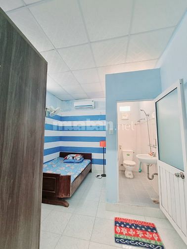 BÁN NHÀ ĐẸP GIÁ TỐT, NGAY BIỂN NHA TRANG