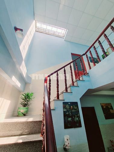 BÁN NHÀ ĐẸP GIÁ TỐT, NGAY BIỂN NHA TRANG