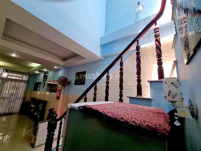BÁN NHÀ ĐẸP GIÁ TỐT, NGAY BIỂN NHA TRANG