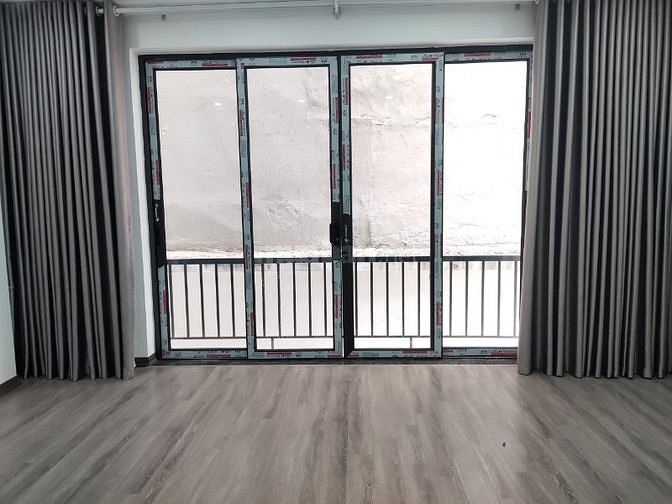 Bán nhà ngõ 72 Dương Quảng Hàm DT 40M2 X 5 T MỚI GIÁ 5,5 TỶ