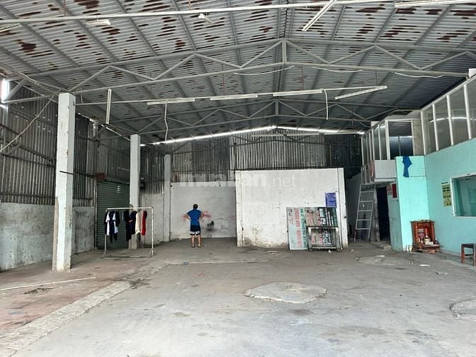 Cho thuê 16x35m đất lâu dài làm văn phòng, siêu thị hoặc kho xưởng