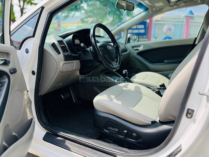 Kia K3 2016 số tự động bản Full 2.0 cao cấp