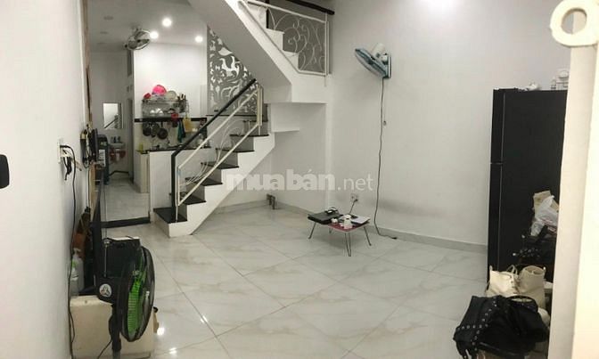 Tài Chính 4,5 tỷ Đ Trần Khắc Chân được 5 PN, 4 tầng sân thượng, P9 PN