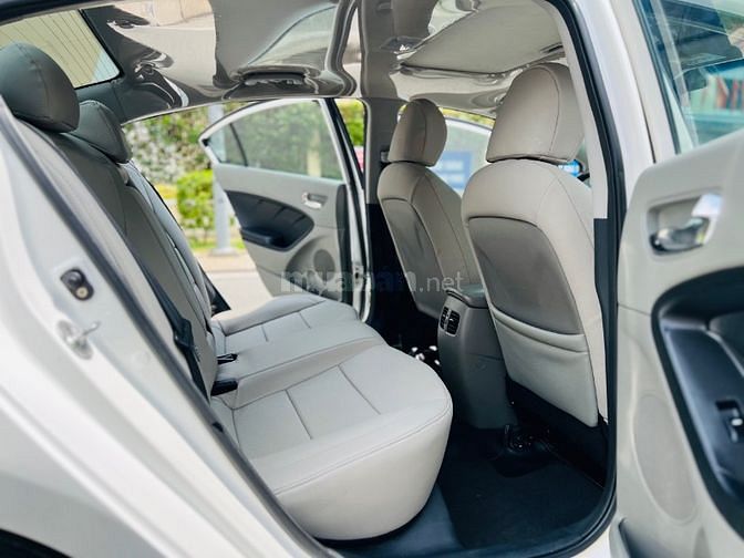 Kia K3 2016 số tự động bản Full 2.0 cao cấp
