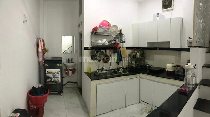 Tài Chính 4,5 tỷ Đ Trần Khắc Chân được 5 PN, 4 tầng sân thượng, P9 PN