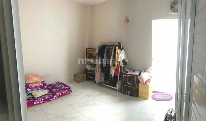 Tài Chính 4,5 tỷ Đ Trần Khắc Chân được 5 PN, 4 tầng sân thượng, P9 PN