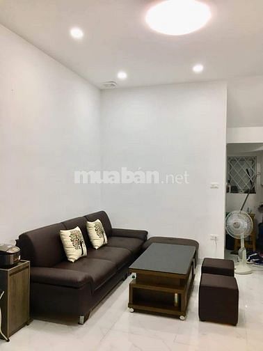 Bán Nhà phố Đào Tấn, Cống Vị, Ba Đình Hà Nội 5 tầng mới 3 ngủ 2,7 tỷ