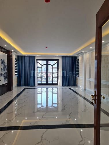 Bán nhà mặt phố Trung Liệt, Đống Đa 78m2, T2: 90m2, 10 tầng, mt 5.3m