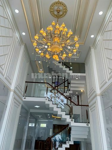 Bán nhà  An Dương Vương, phường 16 Quận 8 , 5 lầu, 5 PN ,giá chỉ 7,3 ỷ