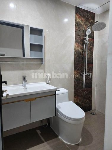 Bán Nhà 6 tầng KD tốt gần trường cấp 1-2 Nguyễn trãi - Khương Trung 