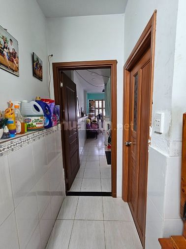 Bán nhà hẻm 181 Âu Dương Lân, P.2, Quận 8, DT 4.49x19.78m, 3 lầu