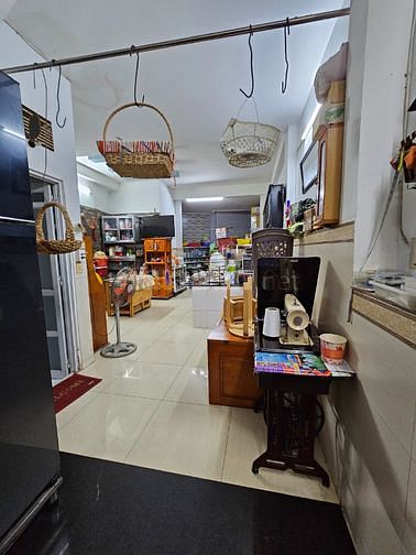 Bán nhà hẻm 181 Âu Dương Lân, P.2, Quận 8, DT 4.49x19.78m, 3 lầu
