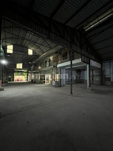 Cho thuê Kho Xưởng đường xe công vô tận cửa