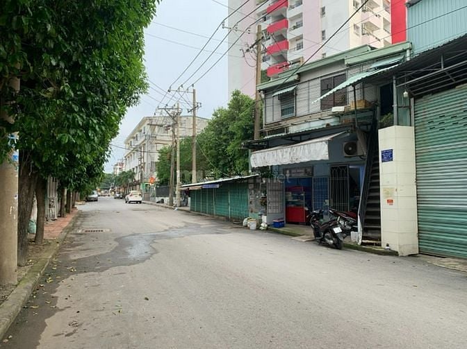 Cho thuê Kho Xưởng đường xe công vô tận cửa