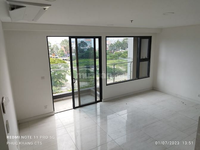 Cho thuê cc Kingdom 101 Q10 căn góc 2pn 2wc lầu cao view đẹp giá tốt