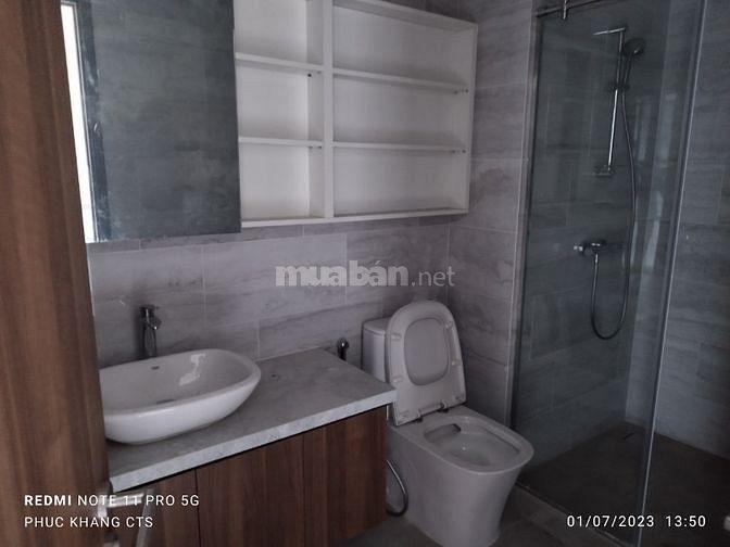 Cho thuê cc Kingdom 101 Q10 căn góc 2pn 2wc lầu cao view đẹp giá tốt