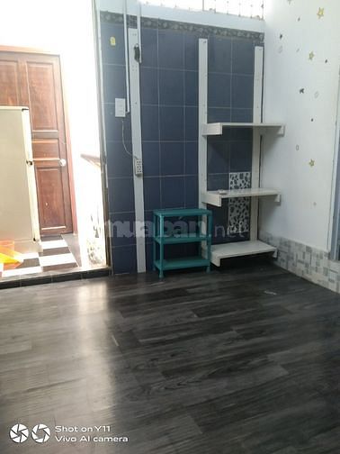 PHÒNG TRỌ GIÁ RẺ SẠCH SẼ MÁT MẺ GẦN LẠC LONG QUÂN-HỒNG LẠC