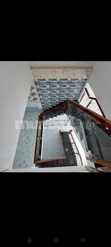 Bán nhà đẹp giá rẻ tại Hóc Môn