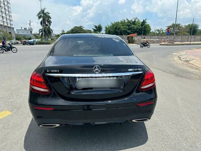 mercedes E300 sx 2019 màu đen/nâu