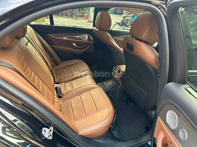 mercedes E300 sx 2019 màu đen/nâu