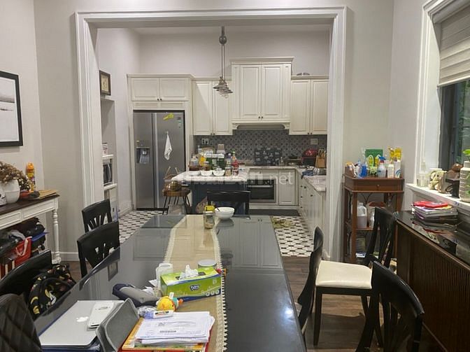 Bán biệt thự góc 2 mặt tiền khu Tên Lửa 21x25m, 2 lầu chỉ 42 tỷ