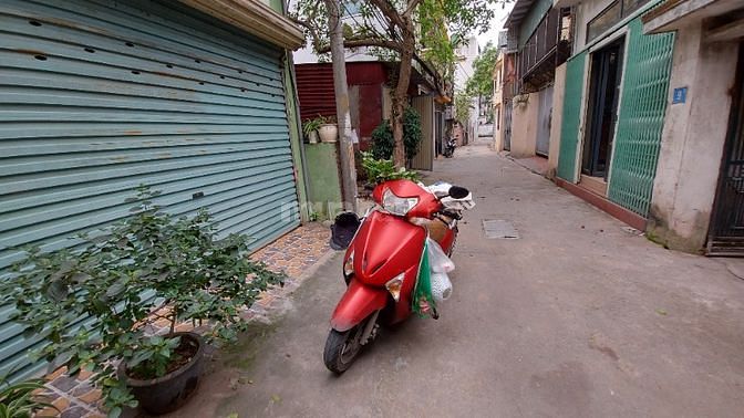  Chính chủ bán nhà 2 mặt ngõ, ô tô vào trong nhà tại Cự Khối