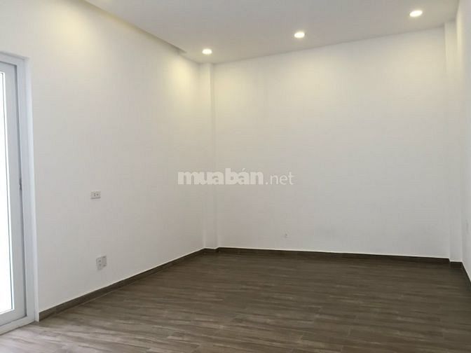 Nhà 7 Phòng DT 61m2 Đông Nam, Ngay Lê Văn Sỹ Phú Nhuận Nở hậu 11m