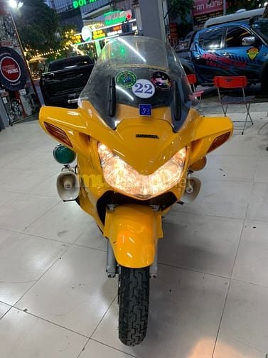 Bán Mô tô St 1300 ABS xe zin cứng ít đi