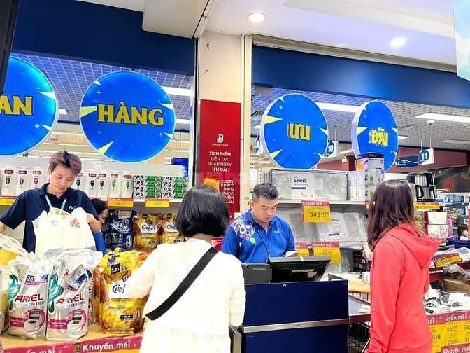 Cần Tuyển Nhân Viên Chính Thức (Tạp Vụ, Bảo Vệ, Trực Quầy, Đóng Gói)