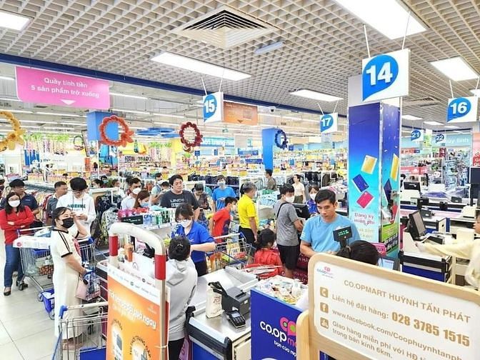 Cần Tuyển Nhân Viên Chính Thức (Tạp Vụ, Bảo Vệ, Trực Quầy, Đóng Gói)
