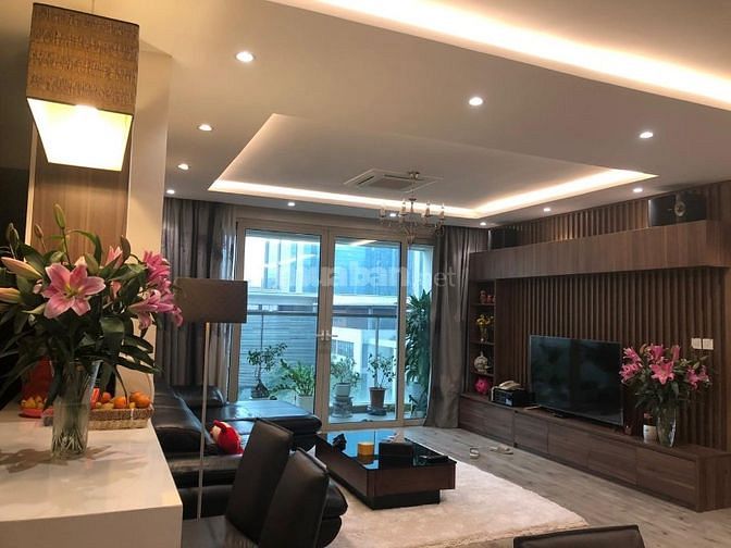 Bán căn hộ Mandarin Hoàng Minh Giám 3pn giá  6.8tỷ , Ở ngay