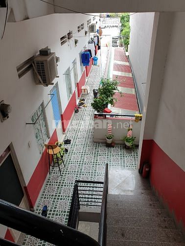 BÁN NHÀ 1 TRỆT 2 LẦU NHÌN RA HƯỚNG CẦU PHÚ LONG NGANG 7.39m DÀI 25m