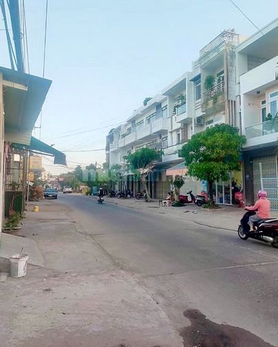 CẦN BÁN NHÀ CẤP 4 MẶT TIỀN ĐƯỜNG GÒ GĂNG SAU VĐT GIÁ 3,550 TỶ