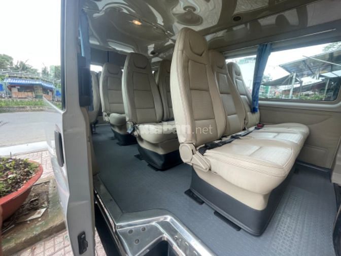 Bán Ford Transit bản Luxury đời 2017, xe nhà sử dụng kỹ