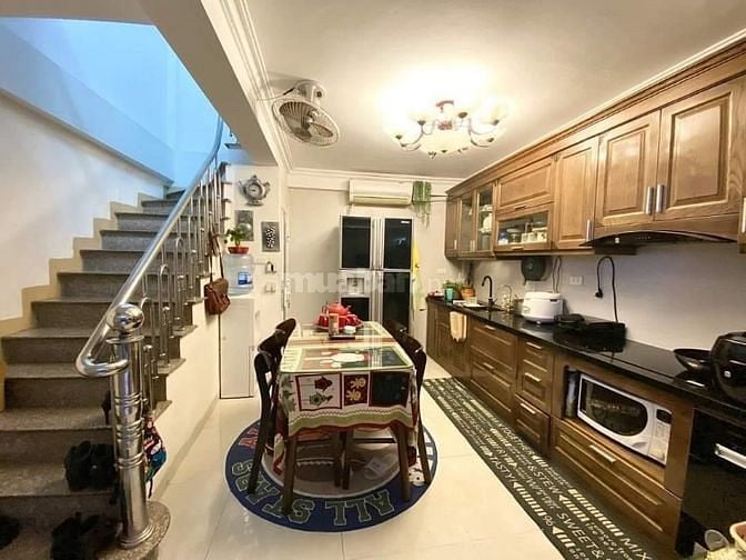 Bán Gấp Nhà Mặt Phố Lạc Trung 5 Tầng x 56m2, MT 4m, SĐCC, 13,5 Tỷ TL