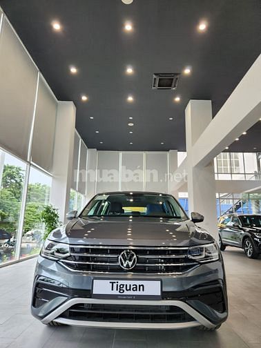 Volkswagen Tiguan facelift nhập khẩu chính hãng.