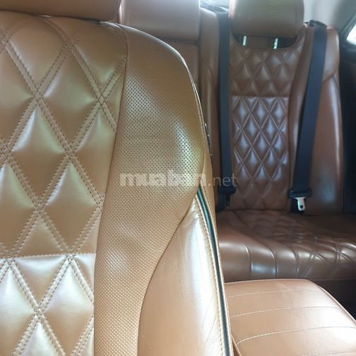 Bán xe Camry 2.5Q:  Màu đen, đời 2016, còn mới