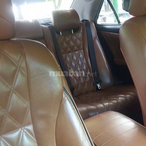 Bán xe Camry 2.5Q:  Màu đen, đời 2016, còn mới