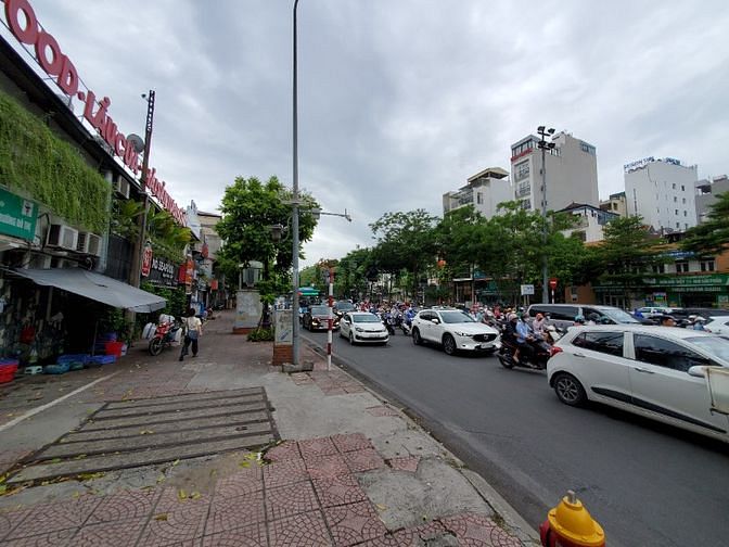 Bá nhà mặt phố Ô Chợ Dừa. Nhà 7 tầng, diện tích 85m2, mặt tiền 6.1m