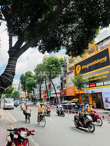 Tòa nhà 4 lầu ngay 3/2 Q10 , 26 tỷ , HĐT 75tr còn 5 năm